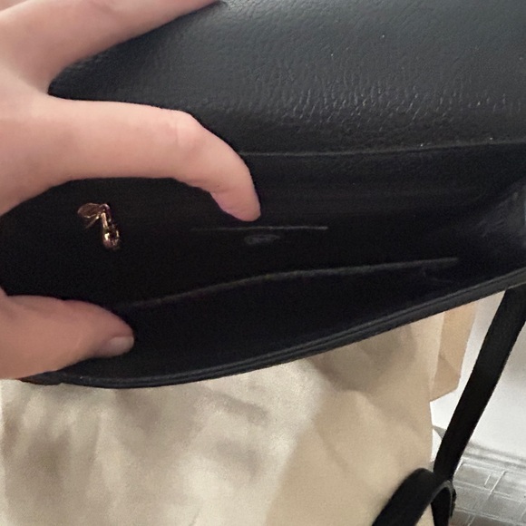 Have you met MetroCity??? This Black Crossbody Bag. Pebble Leather from Italy? - Picture 9 of 9